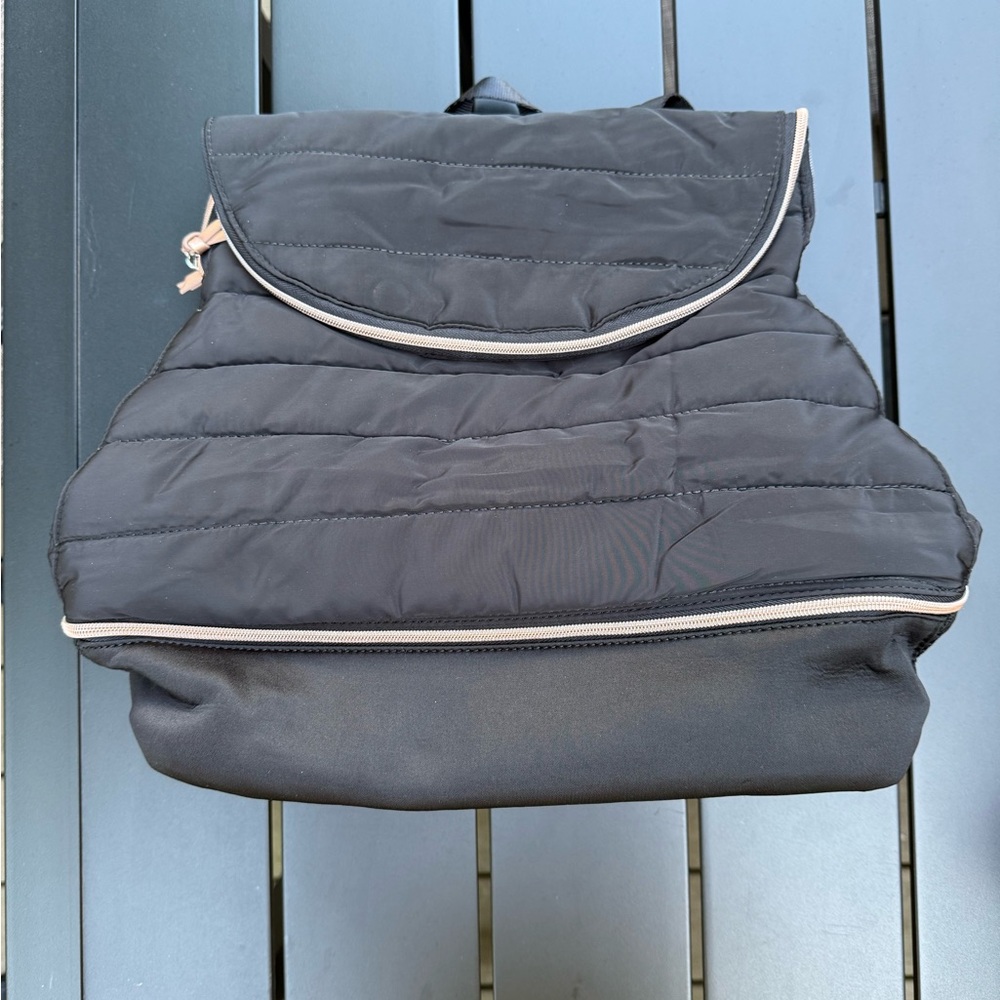 Stella & Dot ‘Crush It’ Backpack Bag Quilted Black Rose Gold  Large